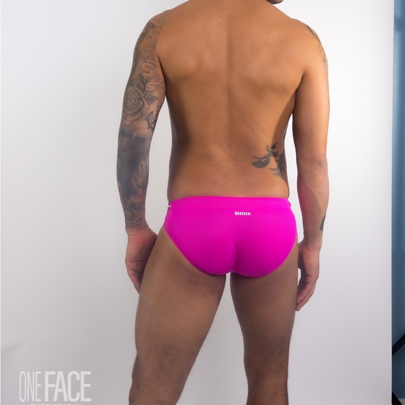 Men's Swim Briefs Sexy Bikini  Swimsuit Beachwear Beach Shorts Comfortable - Picture 4 of 5